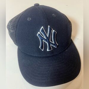 New Era On-Field NY Yankees New York Size 7 Classic Navy Mesh Cap Hat Unisex